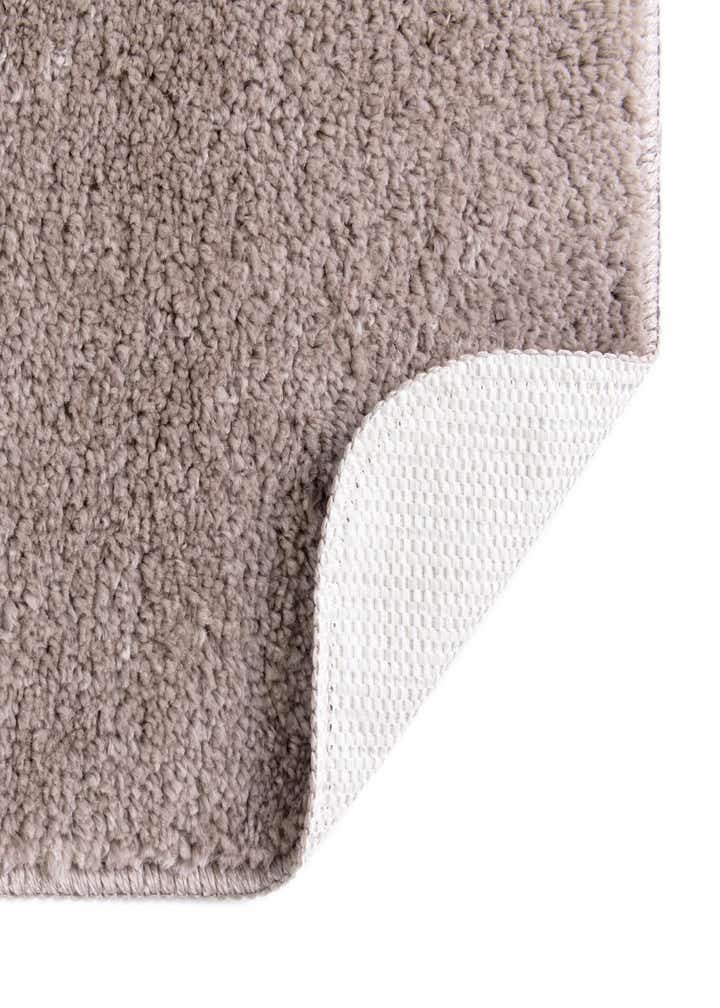 1' 8 x 2' 7 Bano Everyday Bath Mat