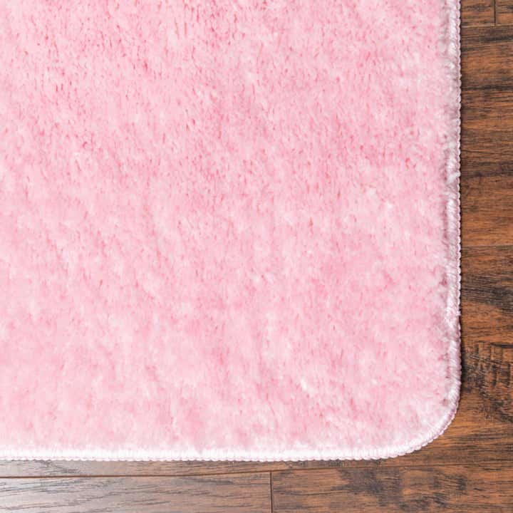 1' 8 x 2' 7 Bano Everyday Bath Mat