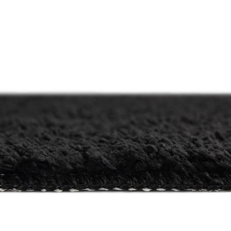 Detail image of 1' 8 x 2' 7 Bano Everyday Bath Mat