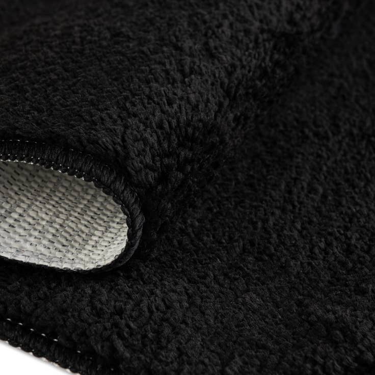 Detail image of 1' 8 x 2' 7 Bano Everyday Bath Mat