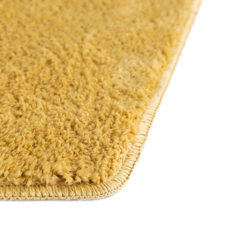Detail image of 1' 8 x 2' 7 Bano Everyday Bath Mat