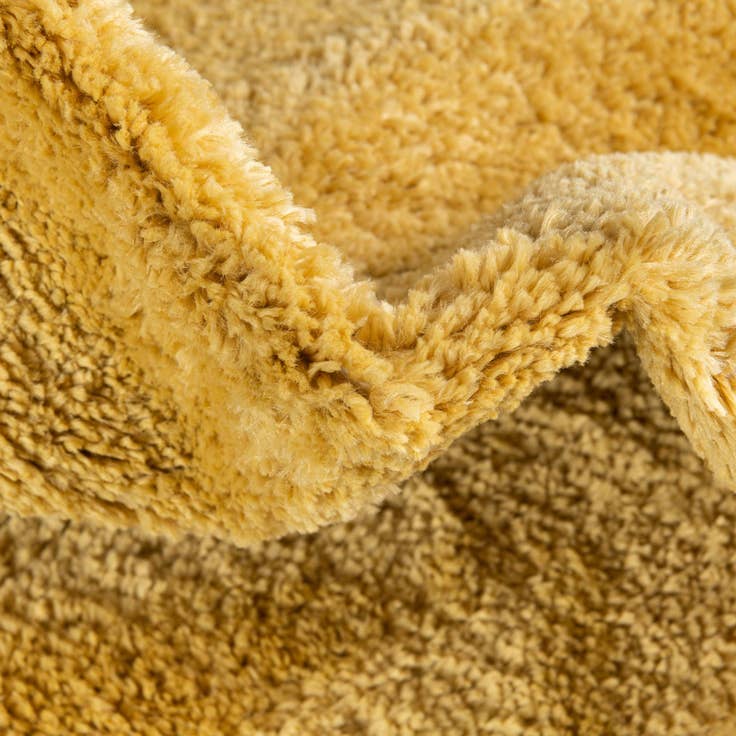 Detail image of 1' 8 x 2' 7 Bano Everyday Bath Mat
