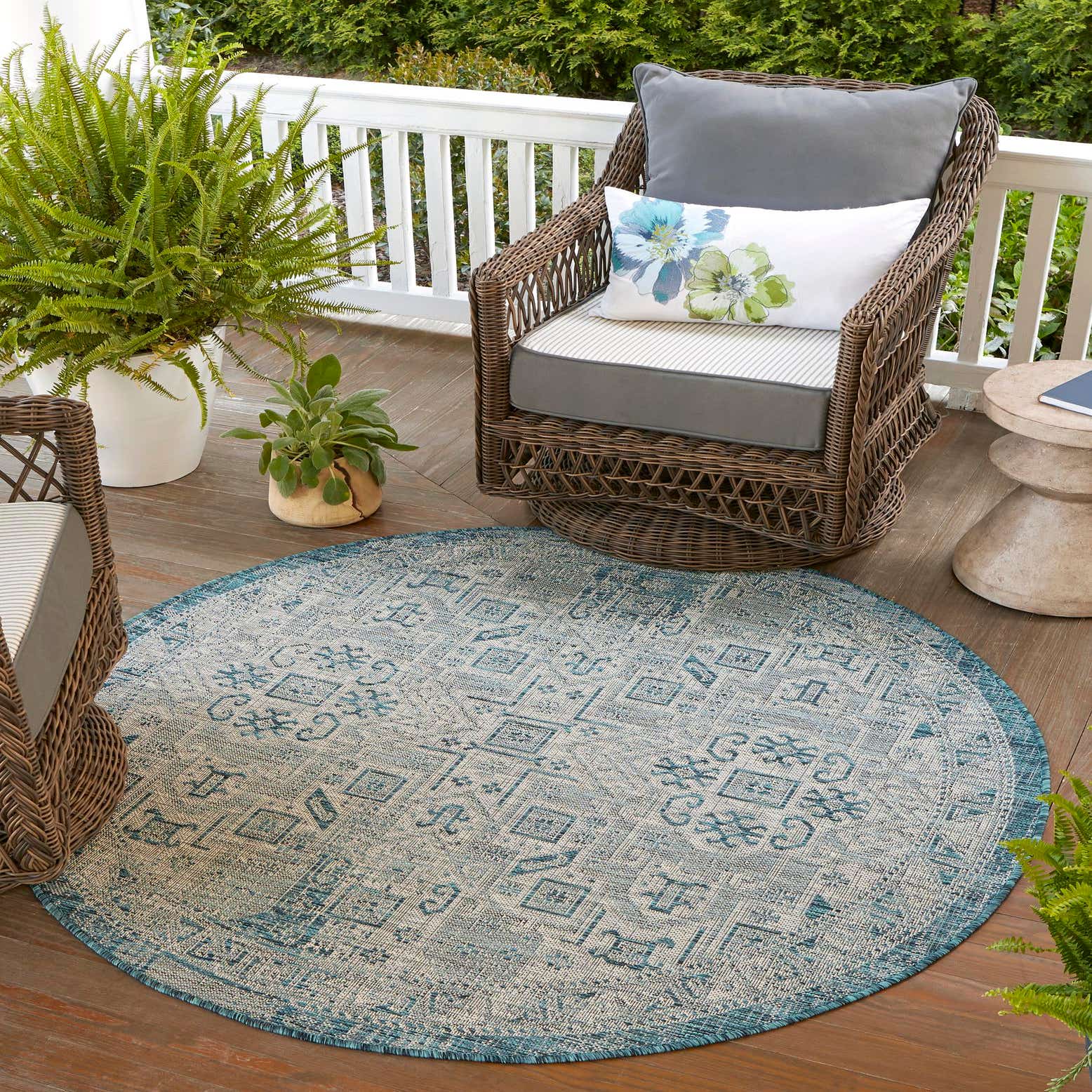 Teal 5' 3 x 5' 3 Outdoor Aztec Round Rug eSaleRugs