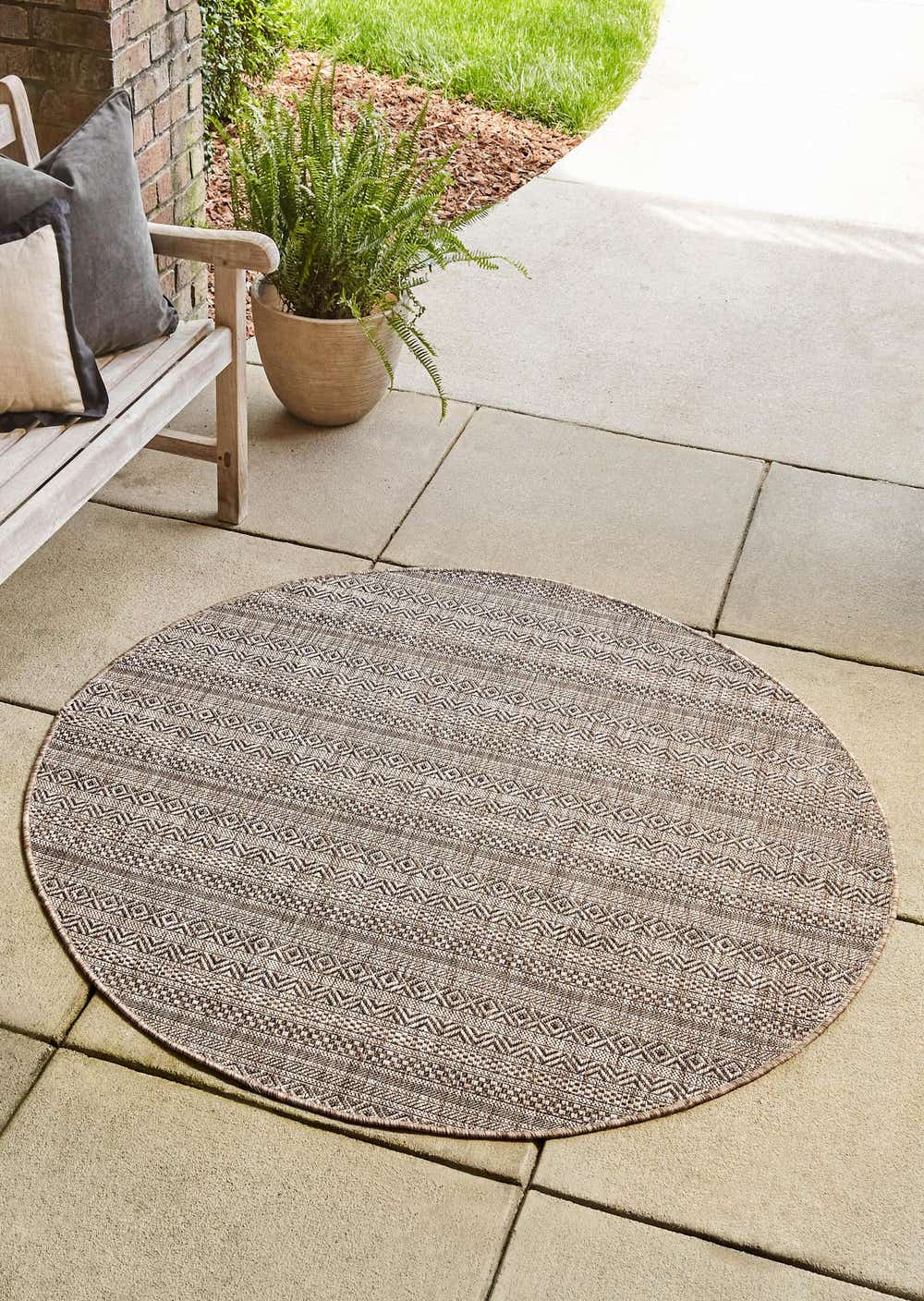 Natural 10' x 10' Outdoor Striped Round Rug eSaleRugs