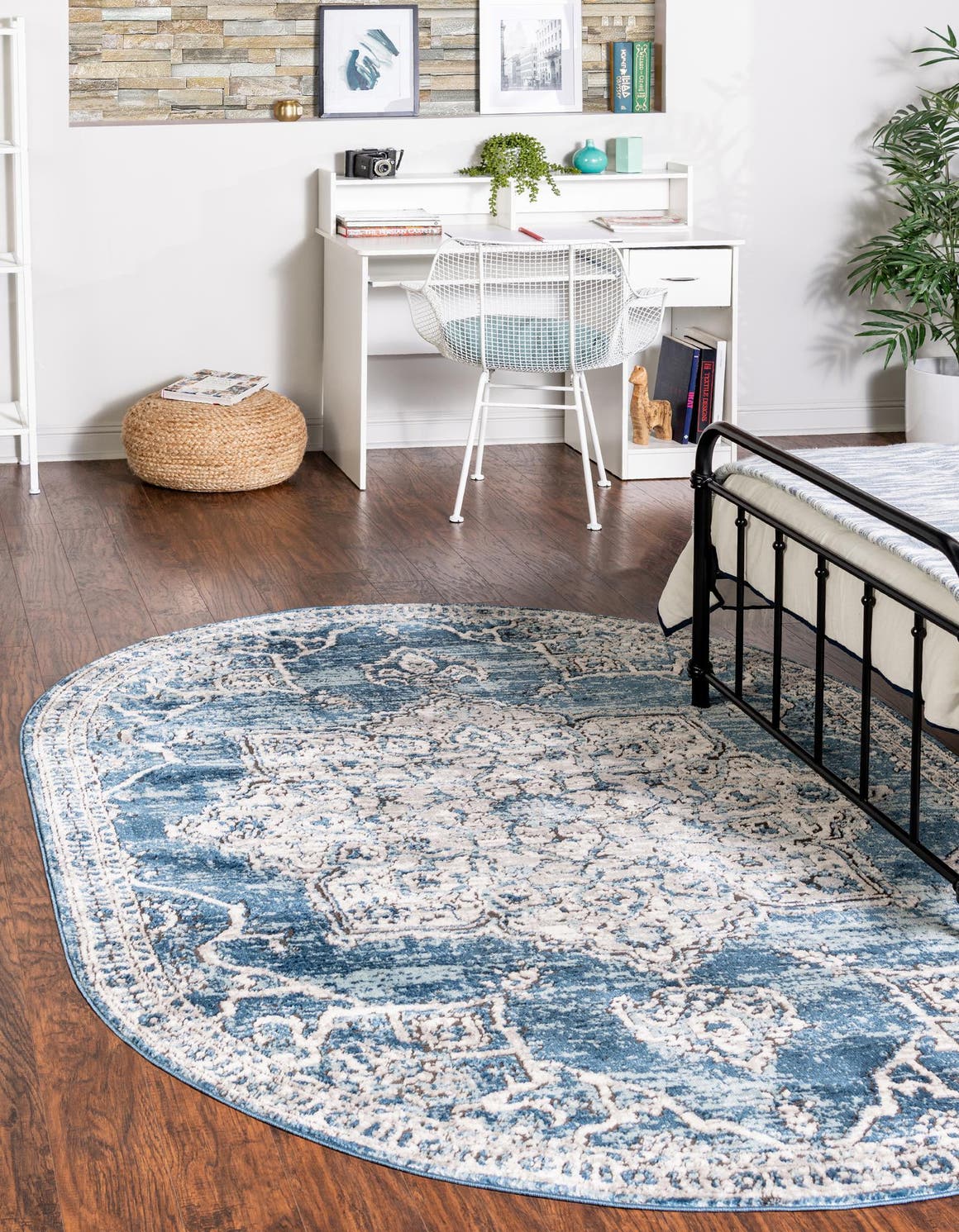 Blue 4' x 6' Nyla Oval Rug