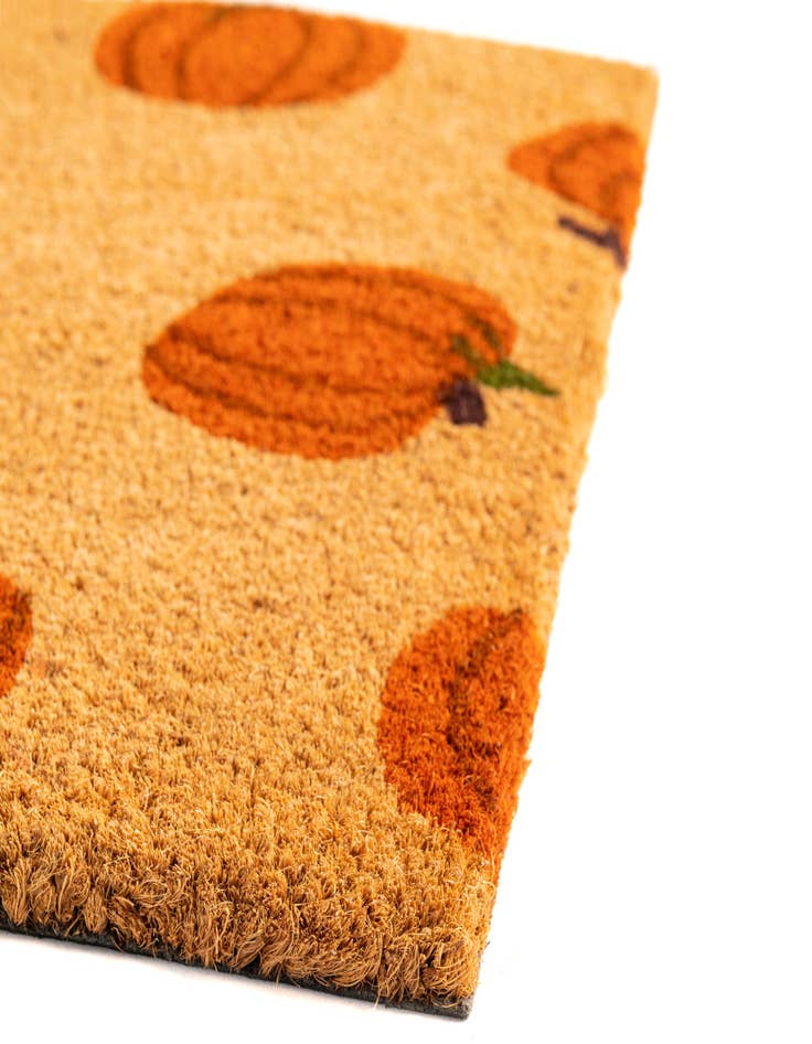 Detail image of 1' 6 x 2' 6 Pumpkins Doormat