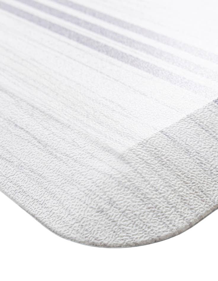 Detail image of 2' x 3' Striped Comfort Mat