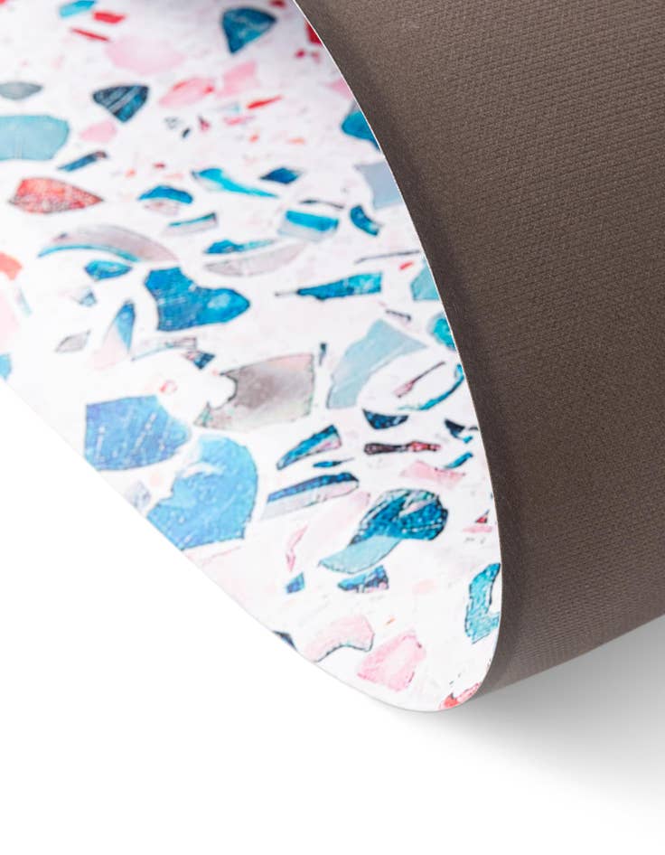 Detail image of 2' x 3' Abstract Comfort Mat