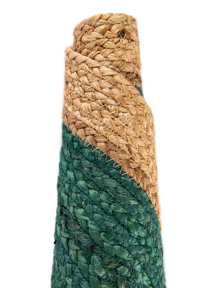 Detail image of 2' 2 x 2' 2 Hand Braided Christmas Tree Skirt