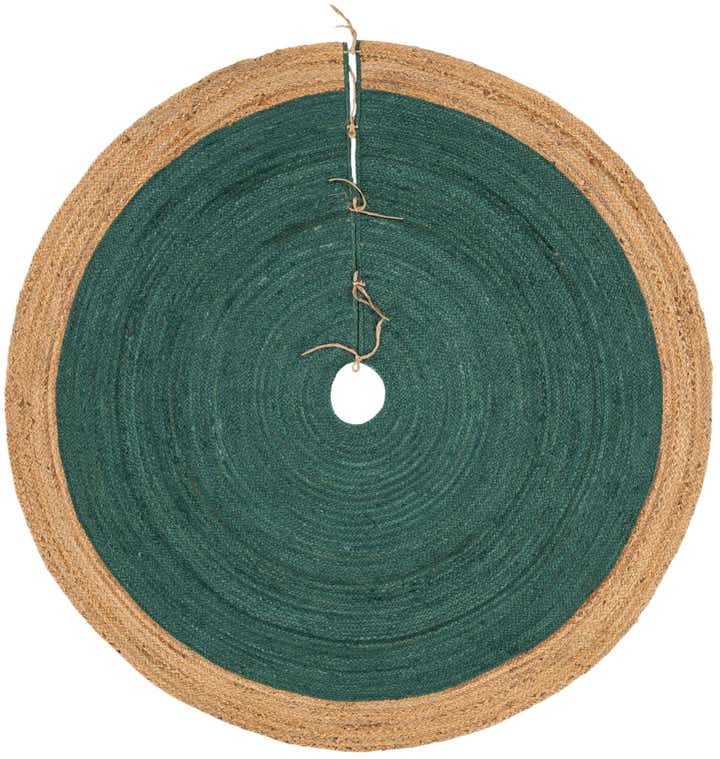 6' 1 x 6' 1 Hand Braided Christmas Tree Skirt
