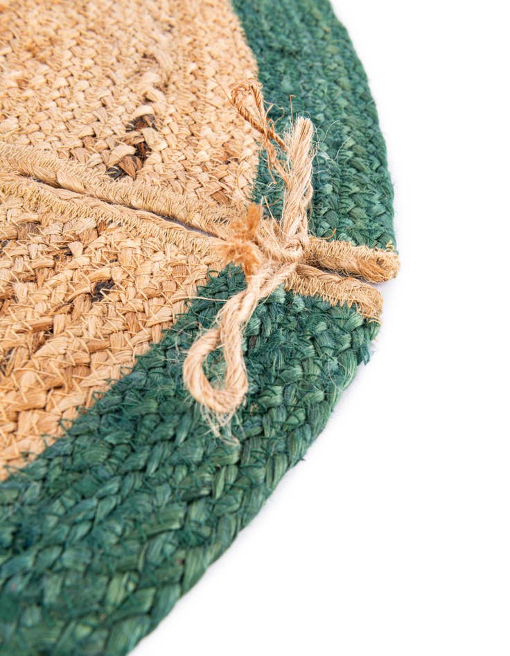 Detail image of 2' 2 x 2' 2 Hand Braided Christmas Tree Skirt