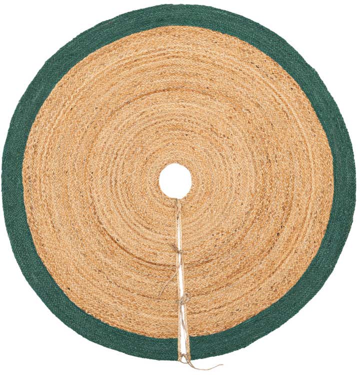 5' 1 x 5' 1 Hand Braided Christmas Tree Skirt