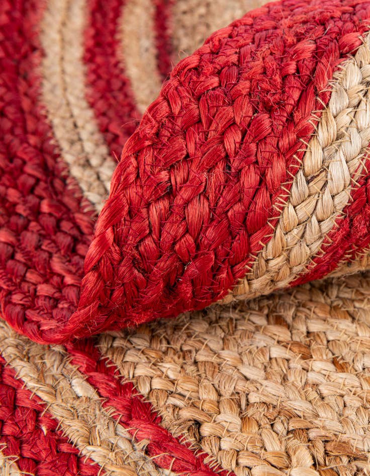 Detail image of 4' 1 x 4' 1 Hand Braided Christmas Tree Skirt