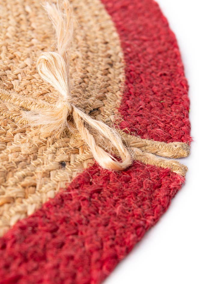 Detail image of 2' 2 x 2' 2 Hand Braided Christmas Tree Skirt