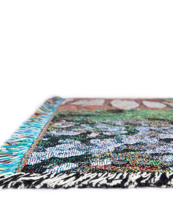 Detail image of 4' 6 x 6' Tranquil Garden Throw Blanket