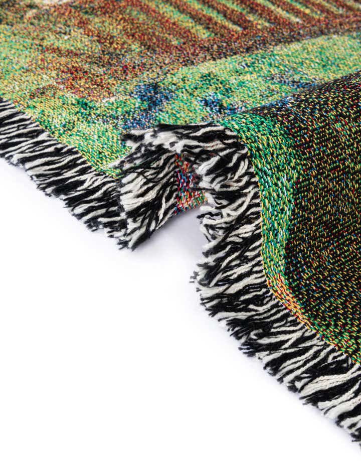 135cm x 185cm Tranquil Garden Throw Blanket