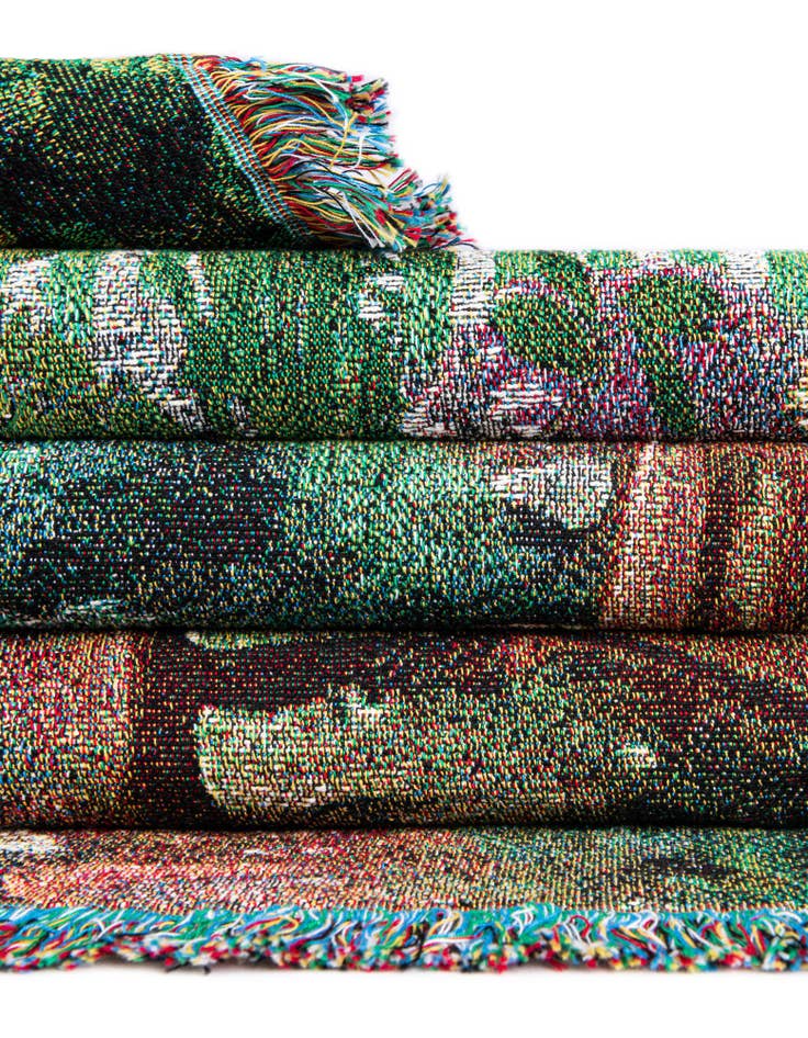 Detail image of 4' 6 x 6' Tranquil Garden Throw Blanket