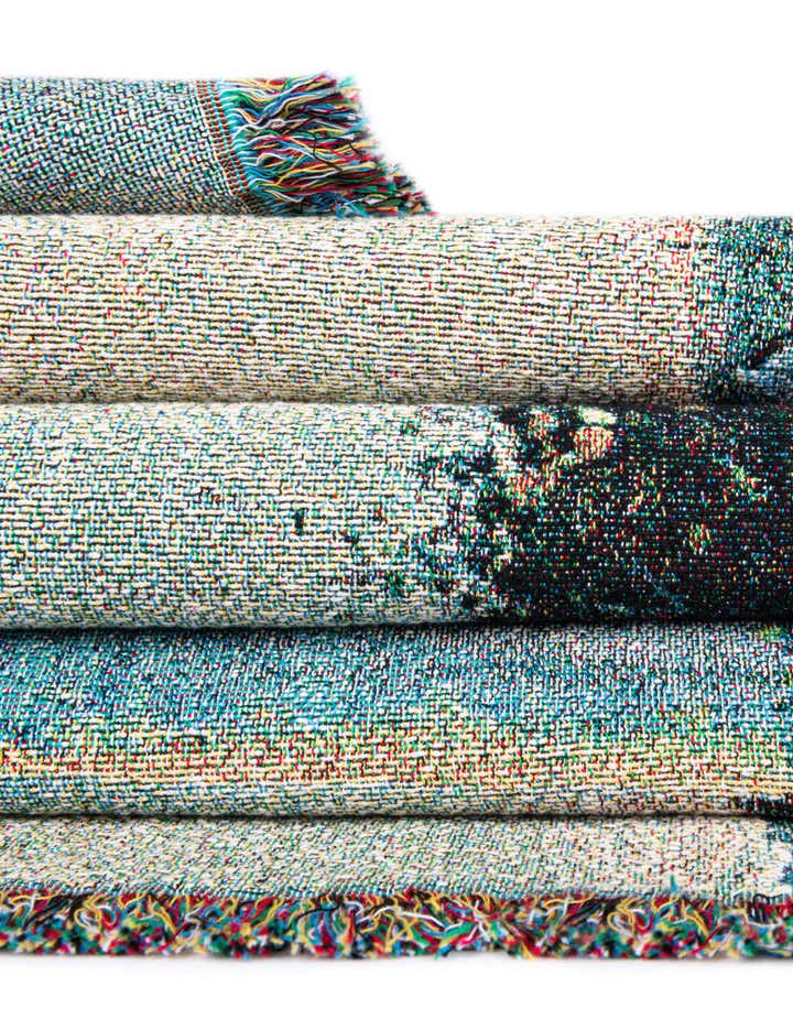 4' 6 x 6' Morning Light Throw Blanket