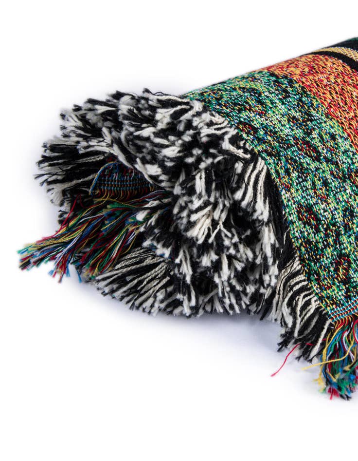 Detail image of 4' 6 x 6' Leap Frog Decor Throw Blanket