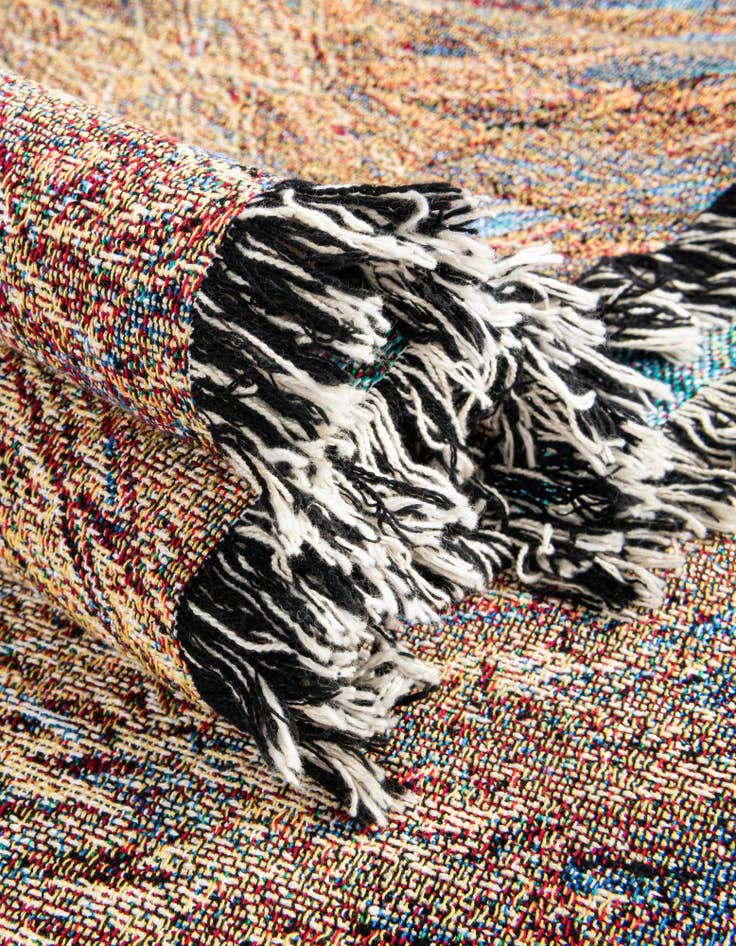 Detail image of 4' 6 x 6' Loving Mother Elephant & Calf Throw Blanket