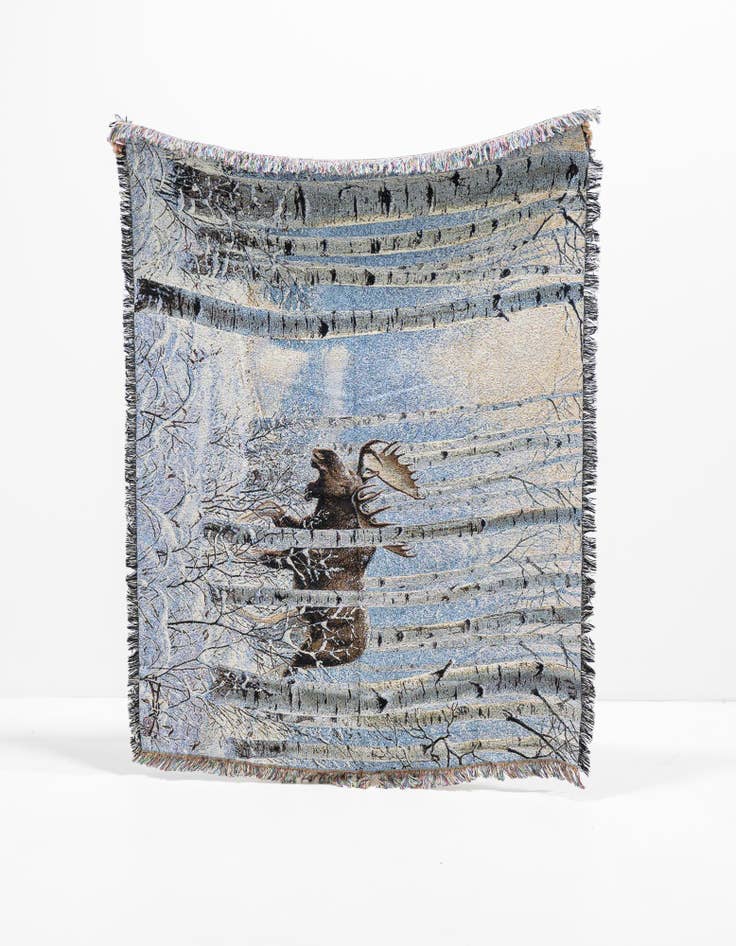 Detail image of 4' 6 x 6' On The Move Throw Blanket