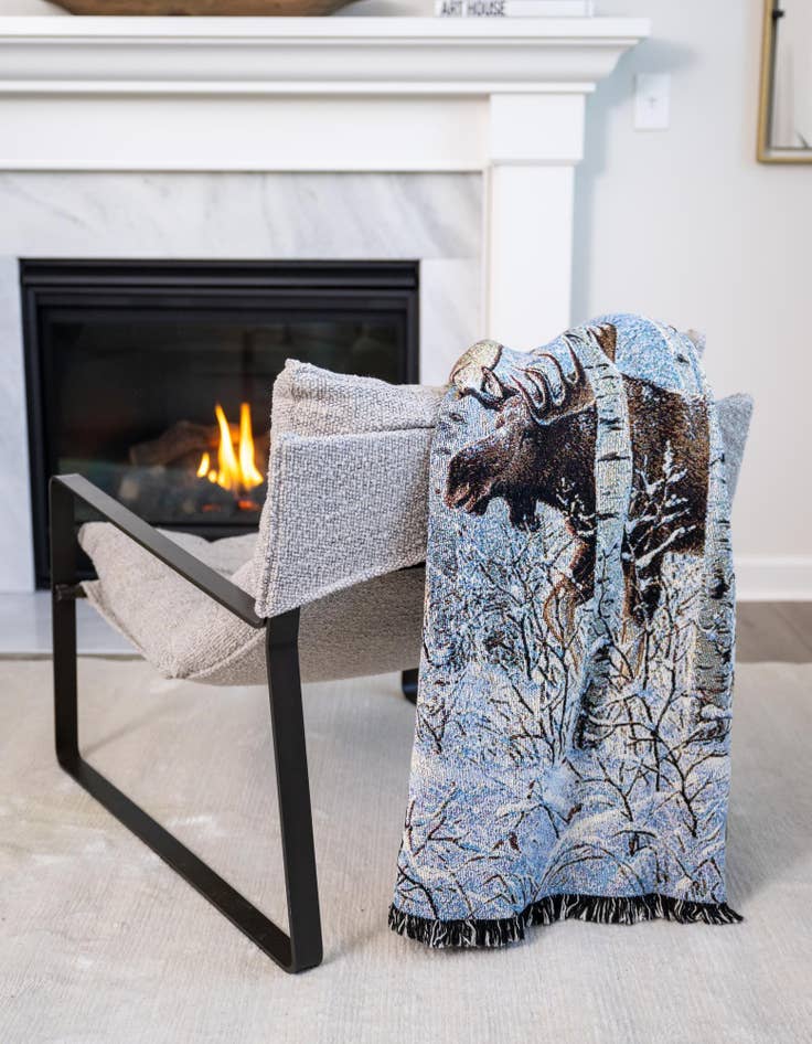 Detail image of 4' 6 x 6' On The Move Throw Blanket