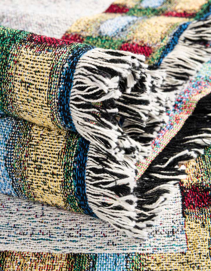 4' 6 x 6' Rooster Trio Throw Blanket