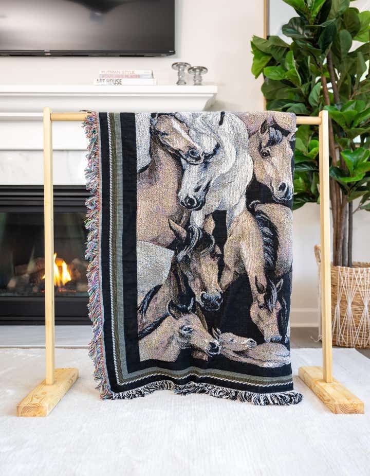 4' 6 x 6' Stampede Throw Blanket