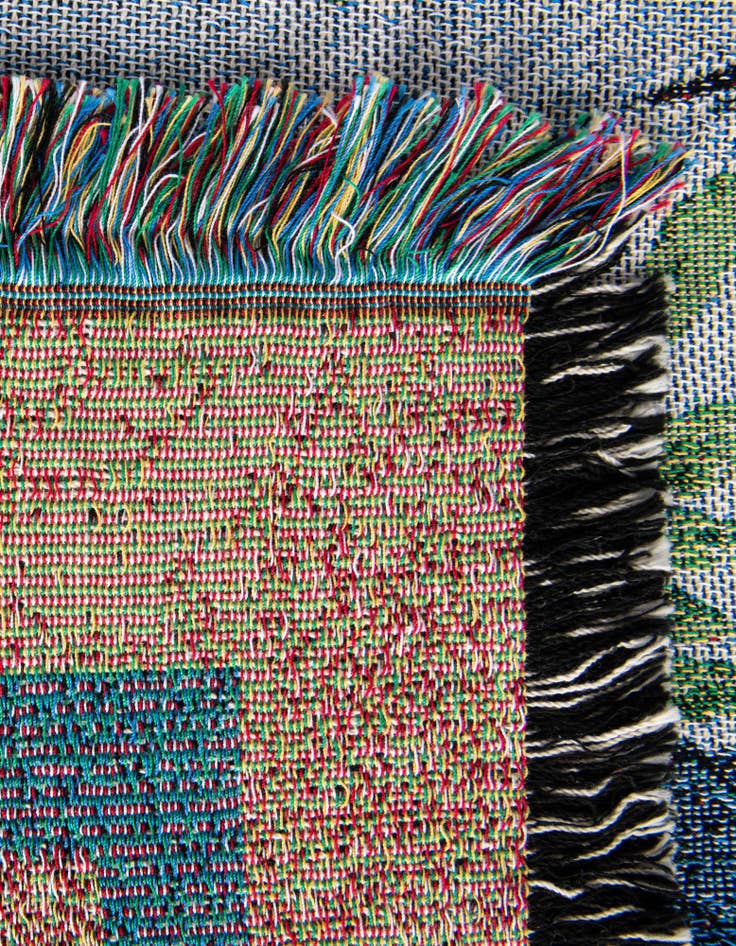 Detail image of 4' 6 x 6' Songbirds Throw Blanket