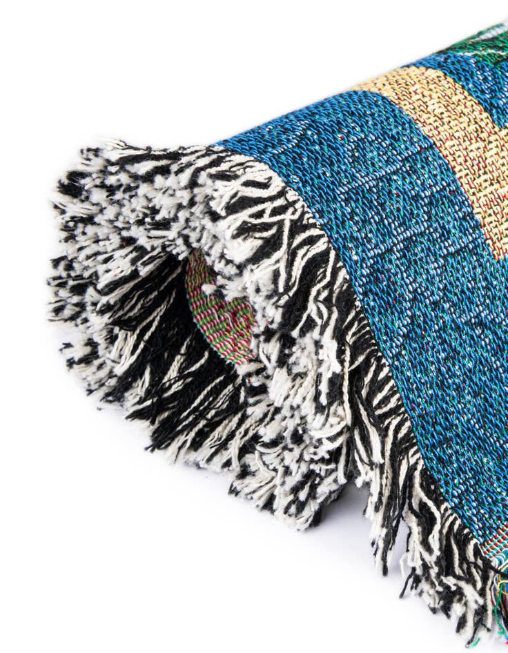 Detail image of 4' 6 x 6' Songbirds Throw Blanket