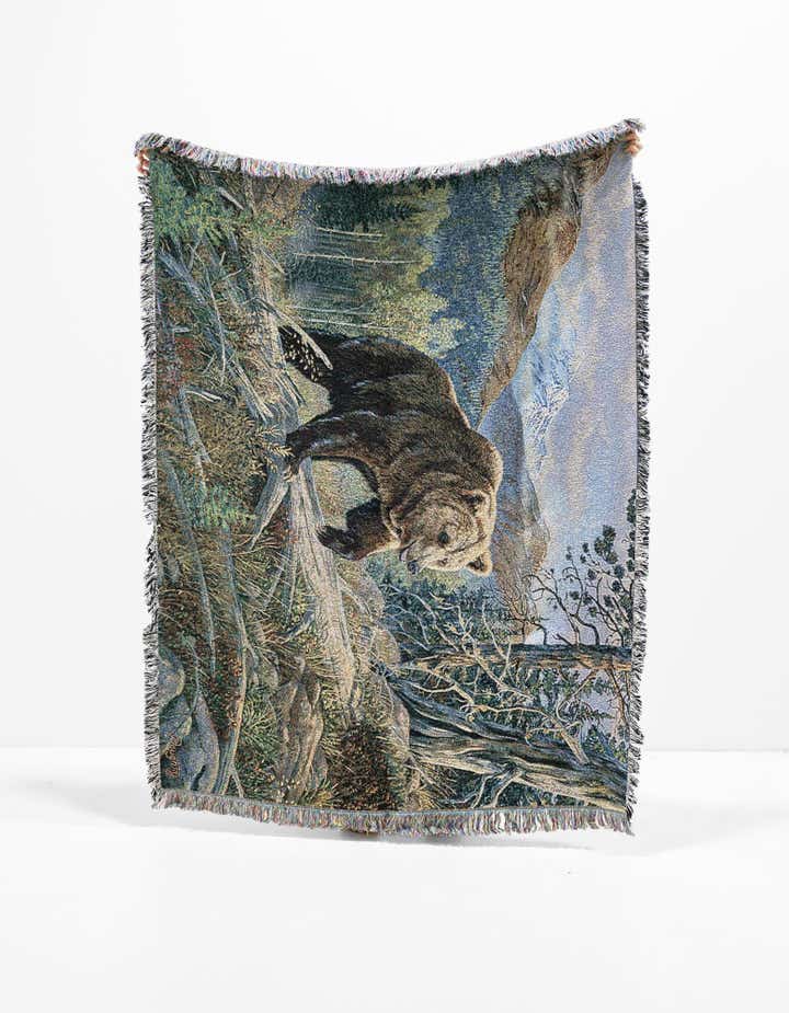 135cm x 185cm Over The Top Brown Bear Kuscheldecke
