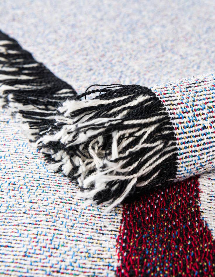 Detail image of 4' 6 x 6' Friendly Snowmen Throw Blanket