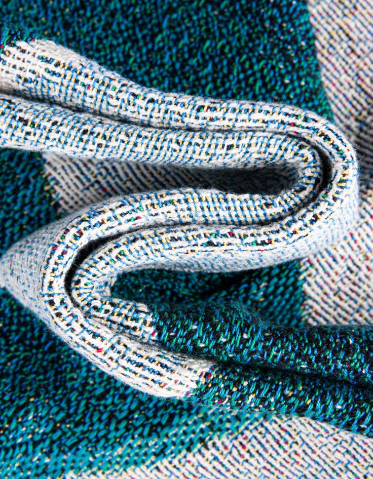 Detail image of 4' 6 x 6' Friendly Snowmen Throw Blanket