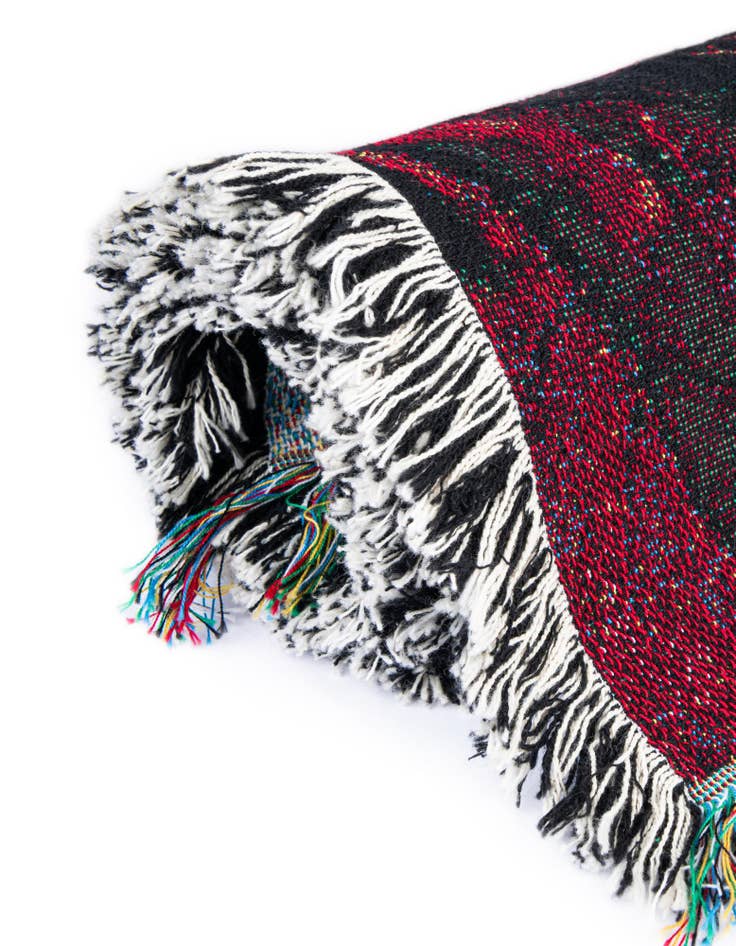 Detail image of 4' 6 x 6' Fallen Leaves Throw Blanket