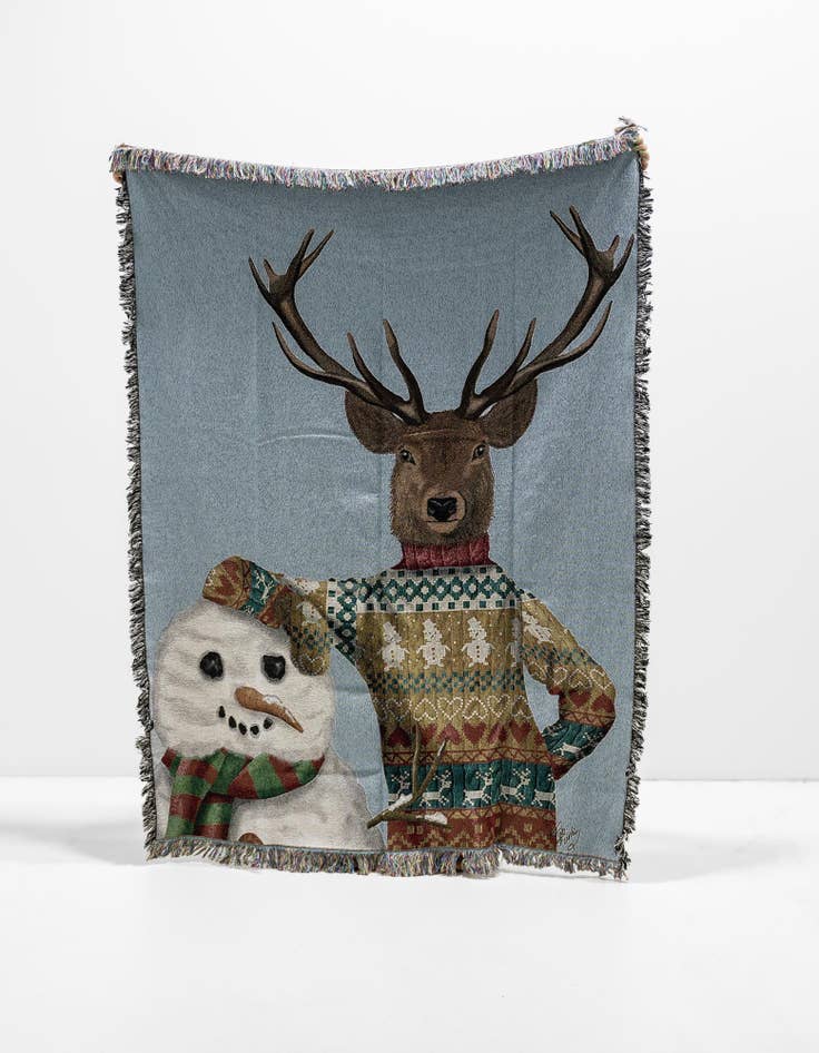 Detail image of 4' 6 x 6' Deer and Snowman Throw Blanket