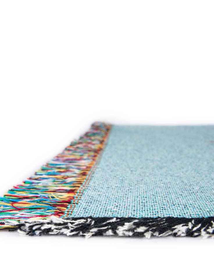 Detail image of 4' 6 x 6' Deer and Snowman Throw Blanket