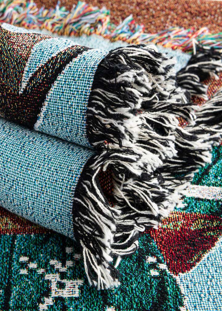 4' 6 x 6' Deer and Snowman Throw Blanket