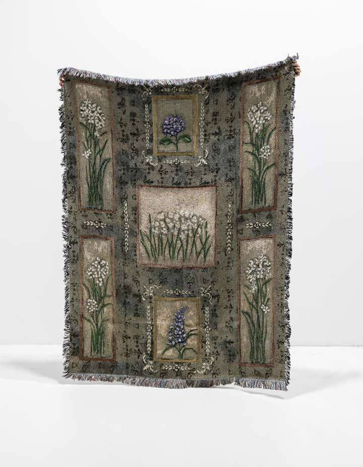 135cm x 185cm Garden Maze Throw Blanket