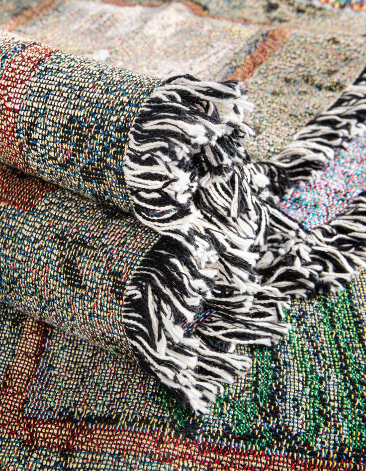 Detail image of 4' 6 x 6' Garden Maze Throw Blanket