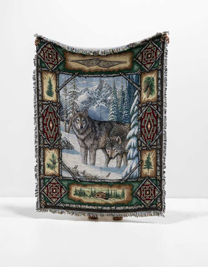 135cm x 185cm Wolf Lodge Throw Blanket