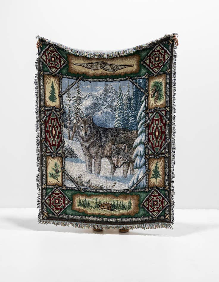 Detail image of 4' 6 x 6' Wolf Lodge Throw Blanket