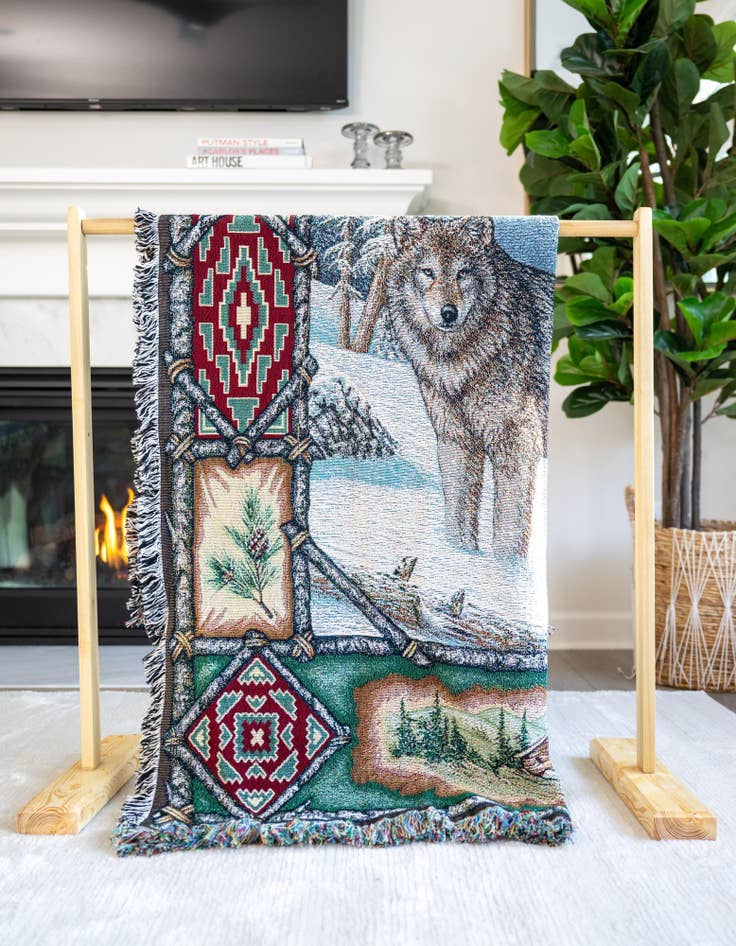 Detail image of 4' 6 x 6' Wolf Lodge Throw Blanket
