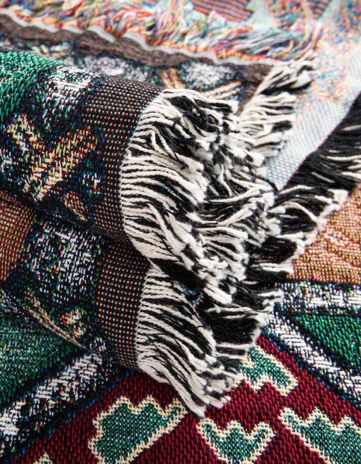 135cm x 185cm Wolf Lodge Throw Blanket