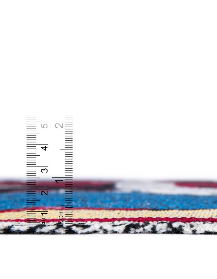 Detail image of 4' 6 x 6' Down I Go Throw Blanket