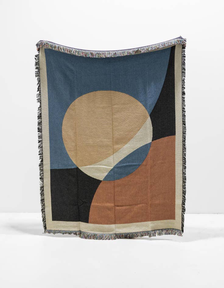 Detail image of 4' 6 x 6' Orbit Throw Blanket
