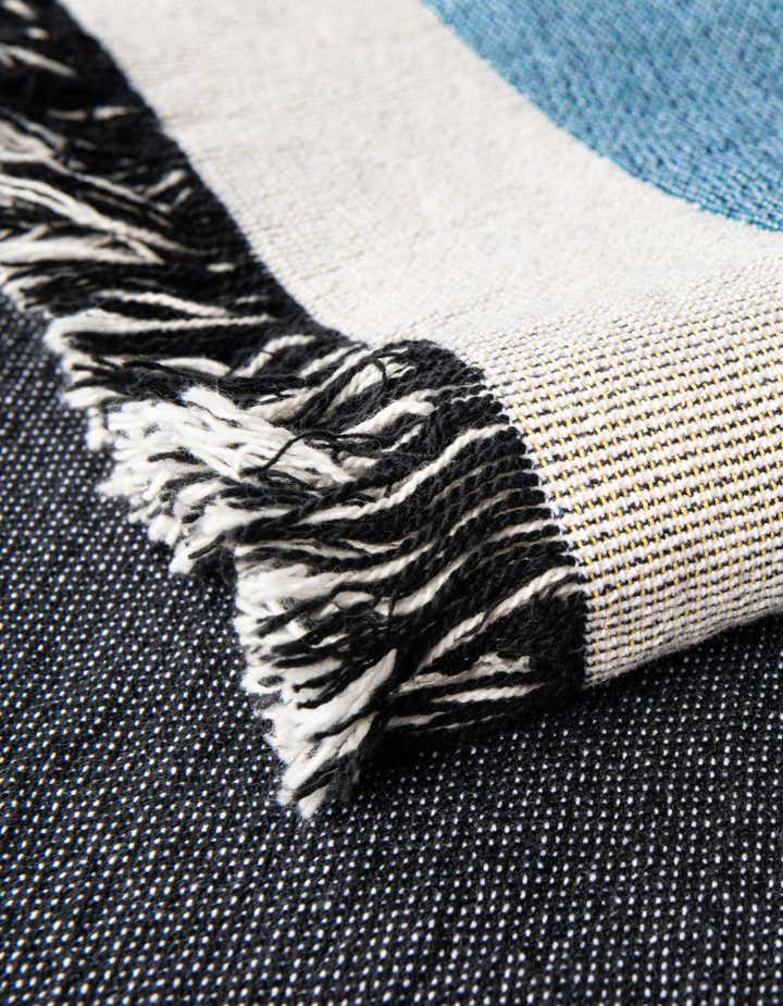 135cm x 185cm Orbit Throw Blanket