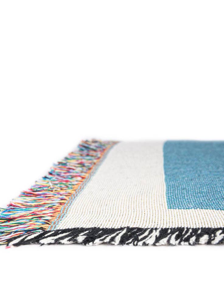 Detail image of 4' 6 x 6' Orbit Throw Blanket
