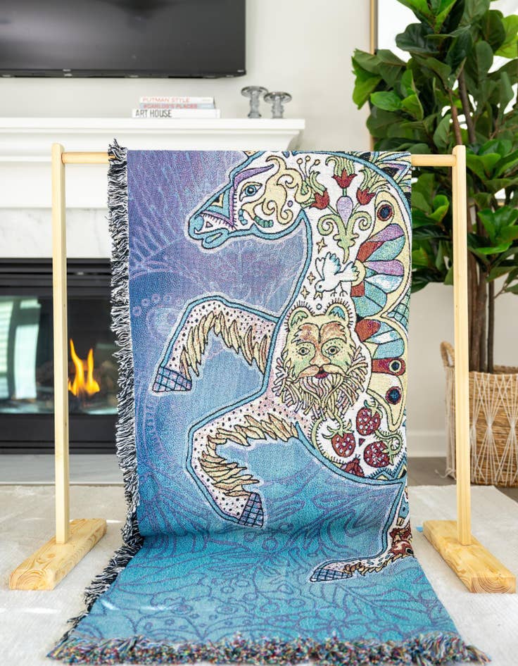 Detail image of 4' 6 x 6' Unicorn Joopy Throw Blanket