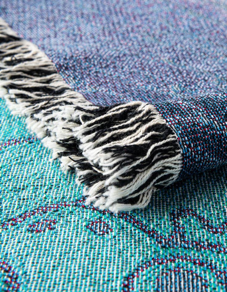 Detail image of 4' 6 x 6' Unicorn Joopy Throw Blanket