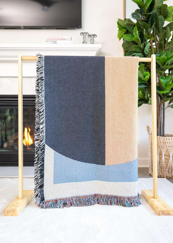 4' 6 x 6' Fork and Plate Throw Blanket